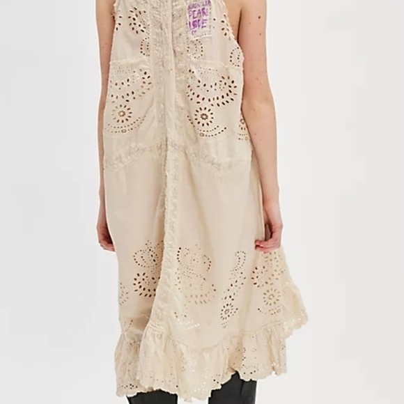 Elegant Cream Lace Dress - Picture 2 of 4